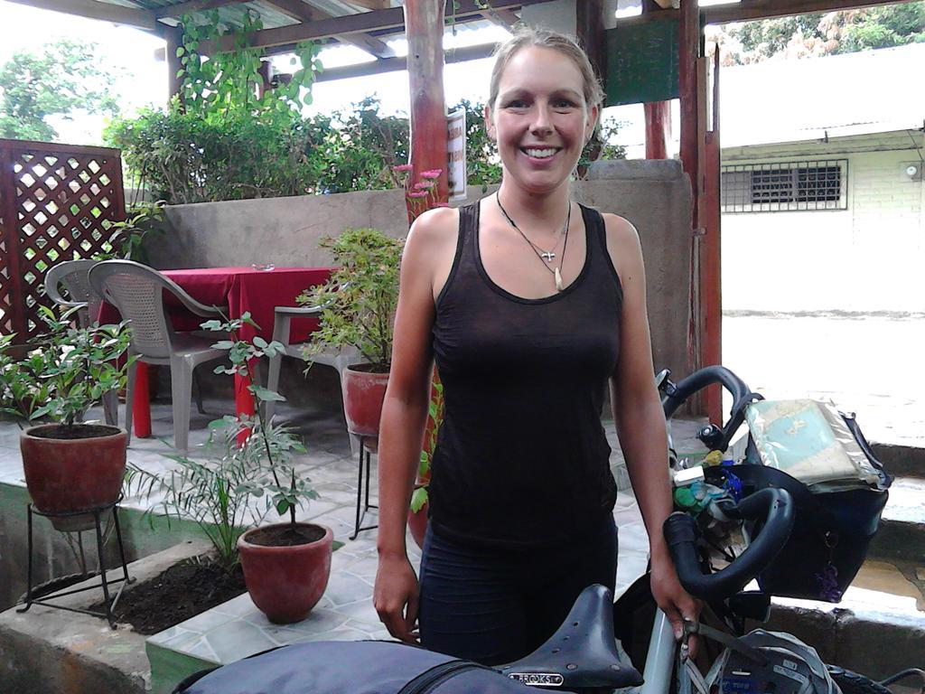 Murph'S Surf Shacks Rivas Extérieur photo